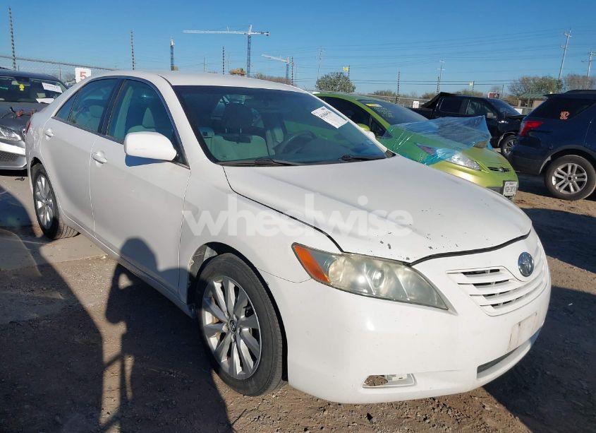 2007 Toyota Camry LE (VIN 4T1BE46K57U534846) main photo