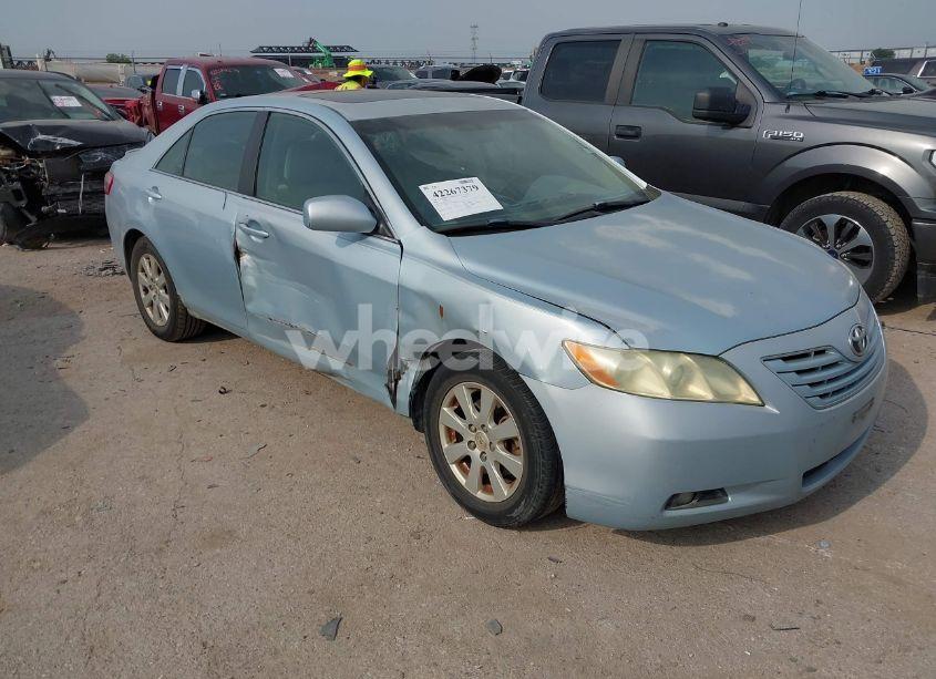 2007 Toyota Camry XLE (VIN 4T1BE46K57U536998) main photo