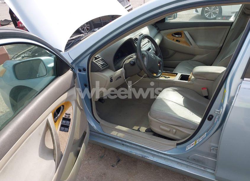 Photo 5 of 2007 Toyota Camry XLE (VIN 4T1BE46K57U536998)