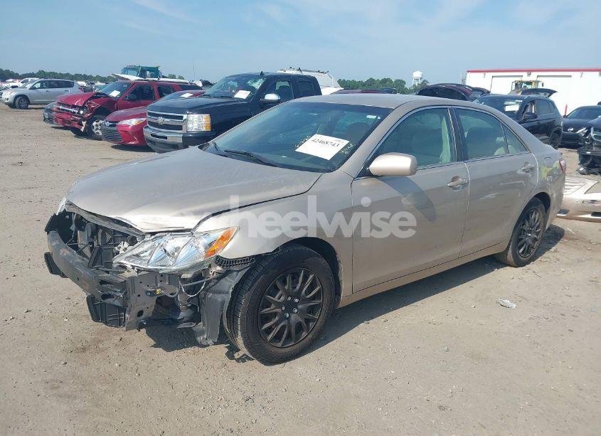 Photo 2 of 2007 Toyota Camry LE (VIN 4T1BE46K57U543885)