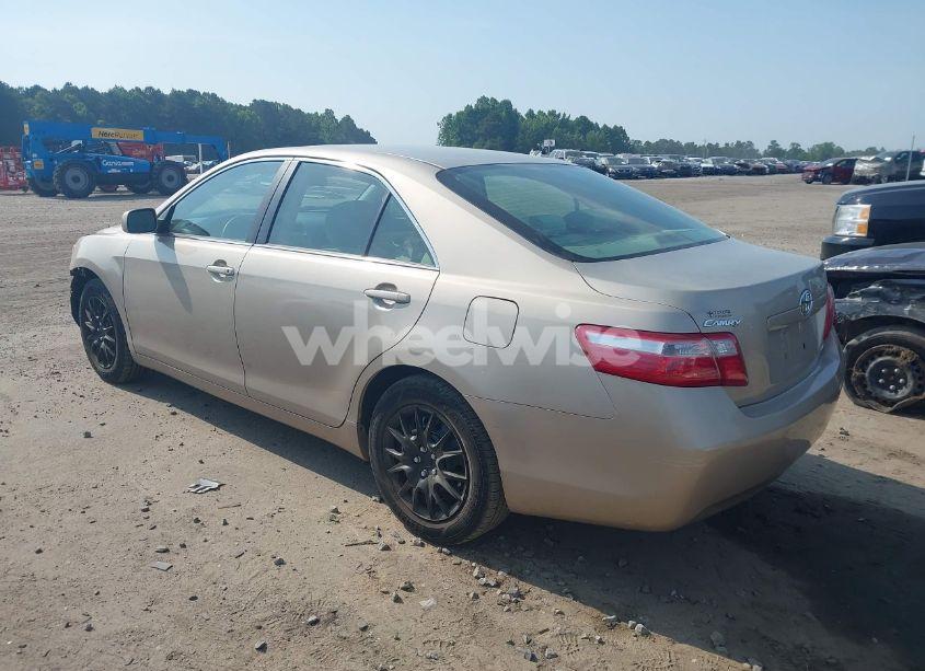 Photo 3 of 2007 Toyota Camry LE (VIN 4T1BE46K57U543885)