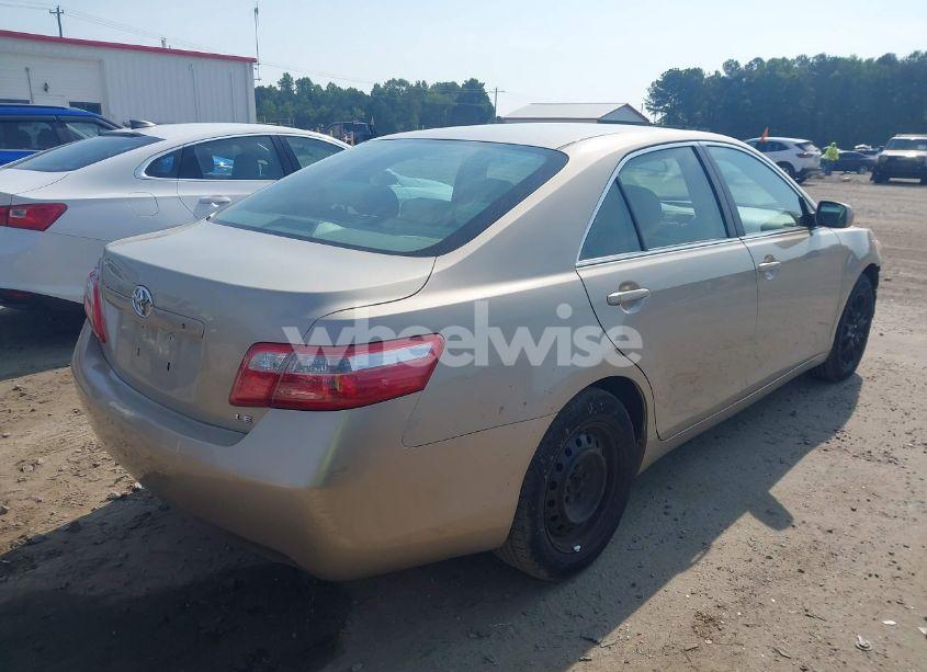 Photo 4 of 2007 Toyota Camry LE (VIN 4T1BE46K57U543885)
