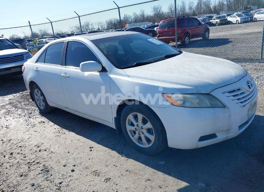 2007 Toyota Camry LE (VIN 4T1BE46K57U544454) main photo