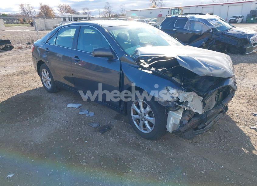 2007 Toyota Camry LE (VIN 4T1BE46K57U553865) main photo