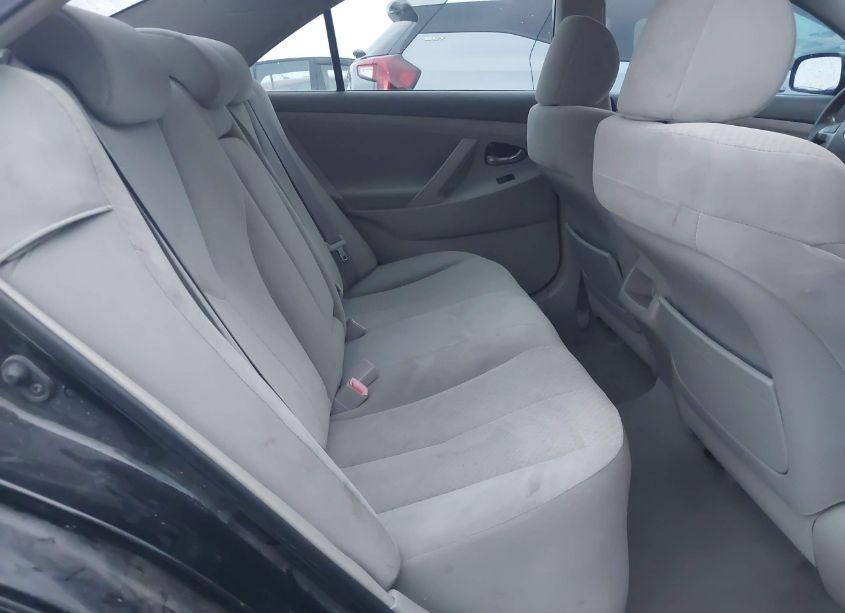 Photo 8 of 2007 Toyota Camry LE (VIN 4T1BE46K57U582329)