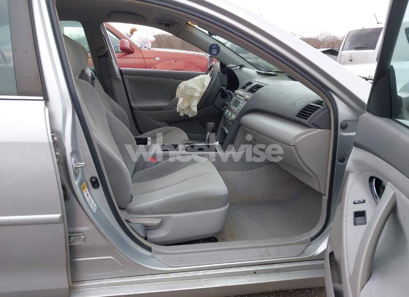 Photo 5 of 2007 Toyota Camry LE (VIN 4T1BE46K57U617077)