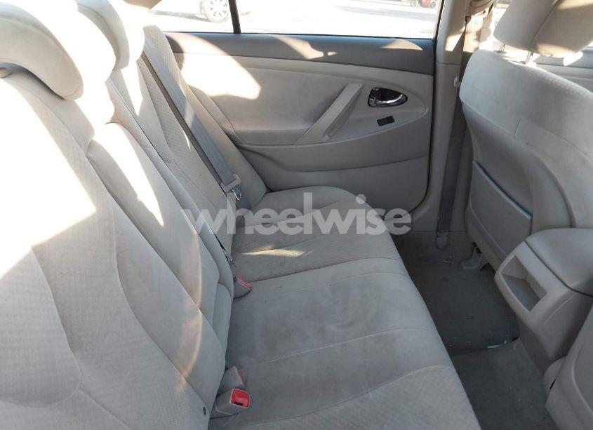 Photo 8 of 2007 Toyota Camry LE (VIN 4T1BE46K57U619718)