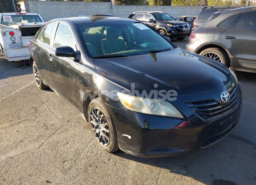 2007 Toyota Camry LE (VIN 4T1BE46K57U621064) main photo