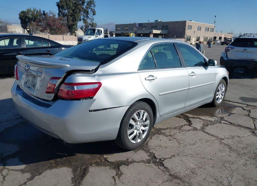 Photo 4 of 2007 Toyota Camry LE (VIN 4T1BE46K57U625261)