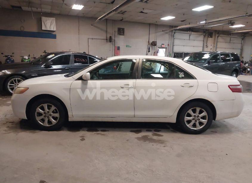 Photo 12 of 2007 Toyota Camry LE (VIN 4T1BE46K57U627818)