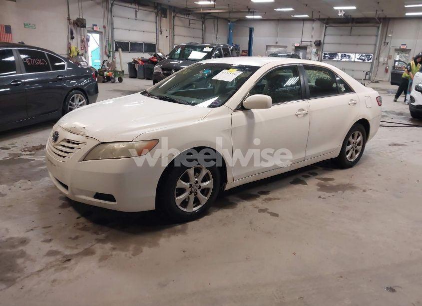 Photo 2 of 2007 Toyota Camry LE (VIN 4T1BE46K57U627818)