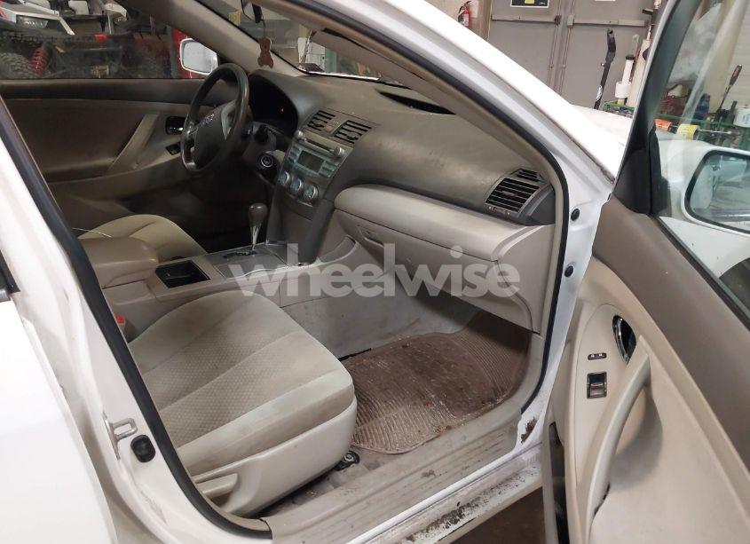 Photo 5 of 2007 Toyota Camry LE (VIN 4T1BE46K57U627818)