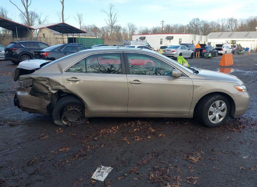 Photo 13 of 2007 Toyota Camry LE (VIN 4T1BE46K57U633179)