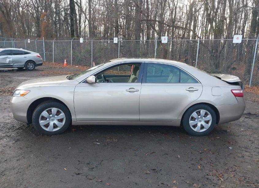 Photo 14 of 2007 Toyota Camry LE (VIN 4T1BE46K57U633179)