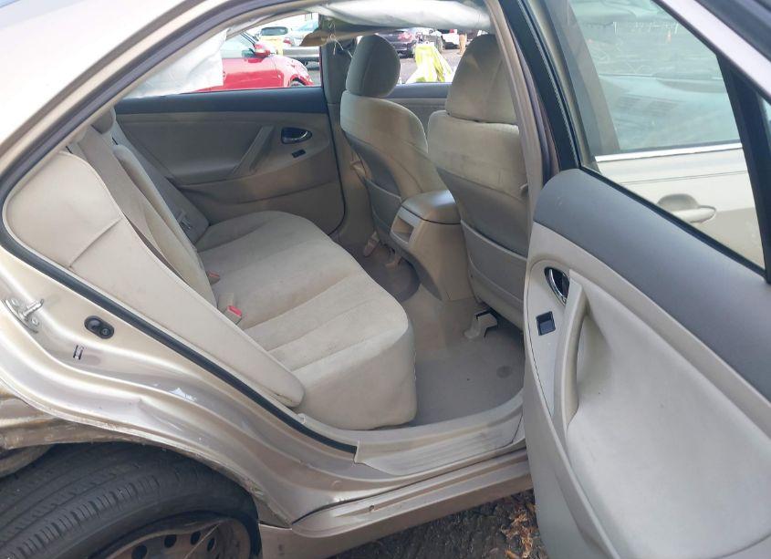 Photo 8 of 2007 Toyota Camry LE (VIN 4T1BE46K57U633179)