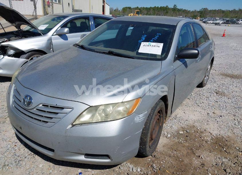 Photo 2 of 2007 Toyota Camry CE (VIN 4T1BE46K57U643632)