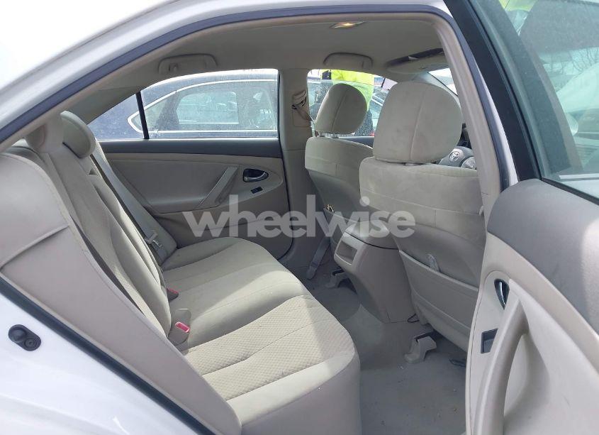 Photo 8 of 2007 Toyota Camry LE (VIN 4T1BE46K57U650693)