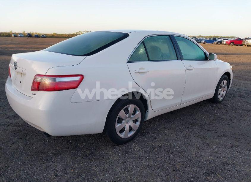 Photo 4 of 2007 Toyota Camry LE (VIN 4T1BE46K57U652511)