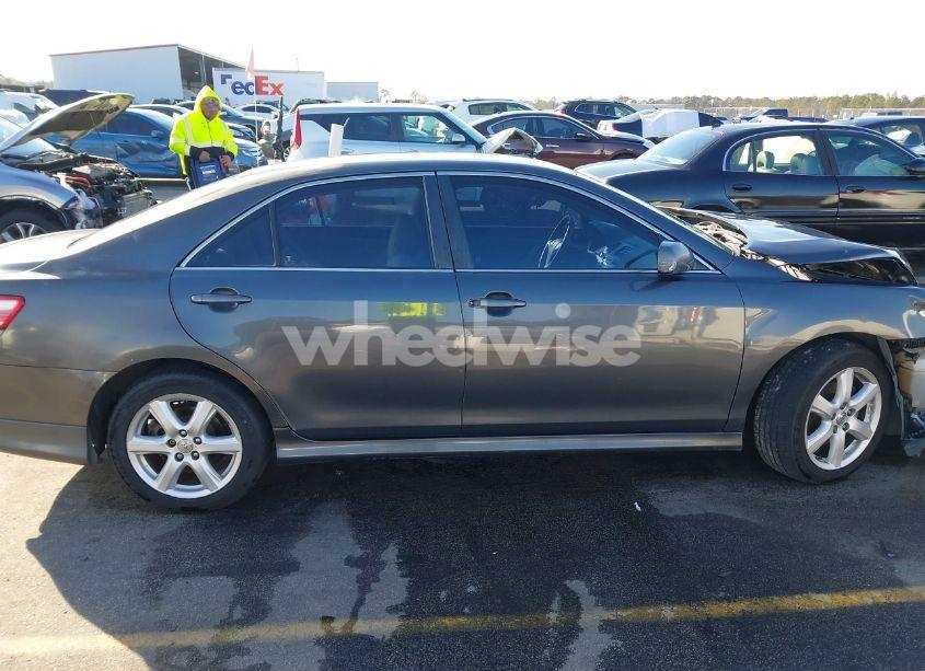 Photo 13 of 2007 Toyota Camry SE (VIN 4T1BE46K57U655599)