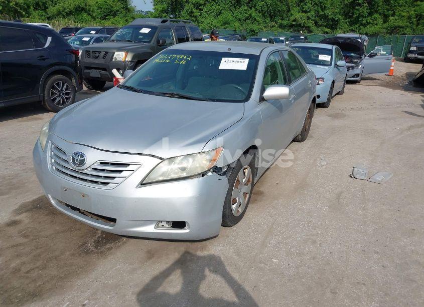 Photo 2 of 2007 Toyota Camry CE/LE/SE/XLE (VIN 4T1BE46K57U657353)