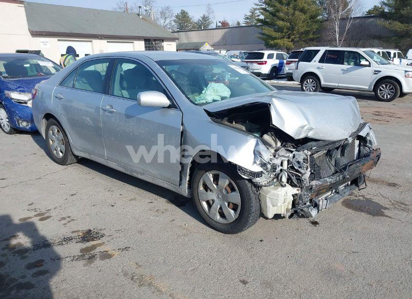 2007 Toyota Camry LE (VIN 4T1BE46K57U721889) main photo