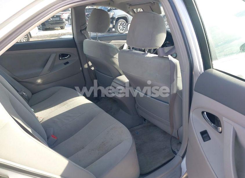 Photo 8 of 2007 Toyota Camry LE (VIN 4T1BE46K57U721889)
