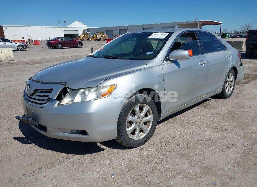 Photo 2 of 2008 Toyota Camry LE (VIN 4T1BE46K58U199993)