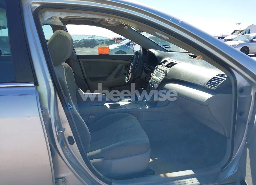 Photo 5 of 2008 Toyota Camry LE (VIN 4T1BE46K58U199993)