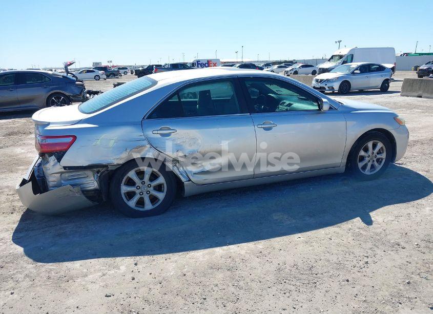 Photo 6 of 2008 Toyota Camry LE (VIN 4T1BE46K58U199993)