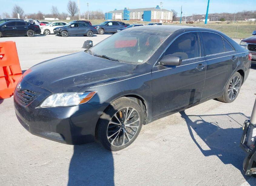 Photo 2 of 2008 Toyota Camry LE (VIN 4T1BE46K58U209924)