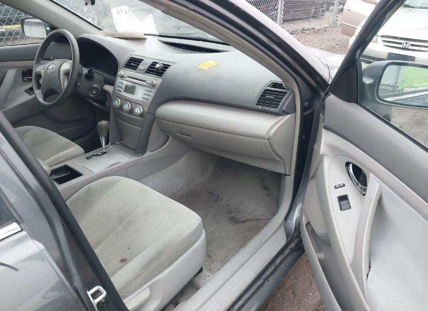 Photo 5 of 2008 Toyota Camry LE (VIN 4T1BE46K58U209938)