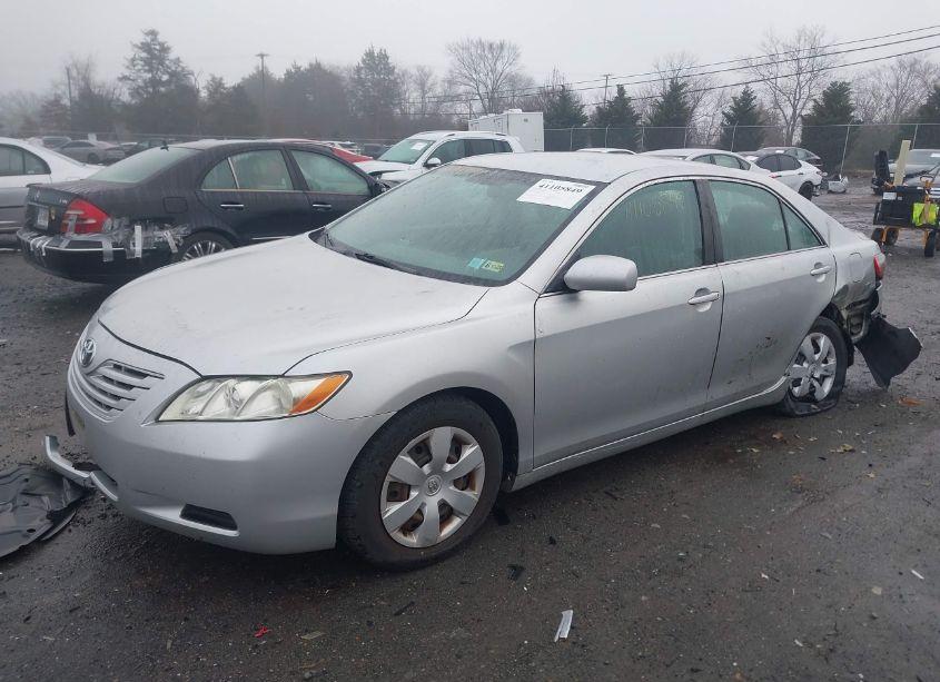 Photo 2 of 2008 Toyota Camry (VIN 4T1BE46K58U214640)