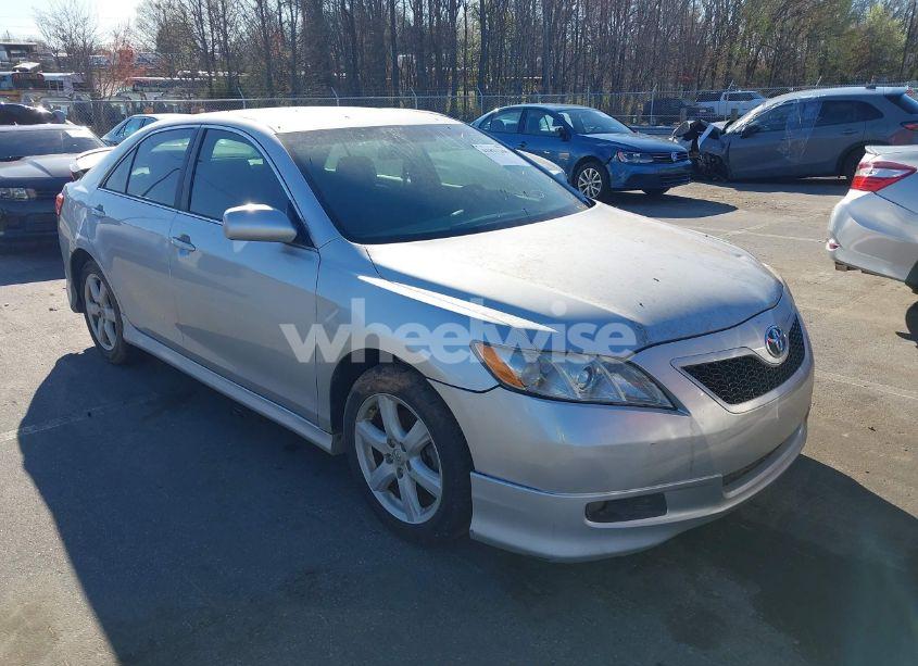 2008 Toyota Camry SE (VIN 4T1BE46K58U245418) main photo