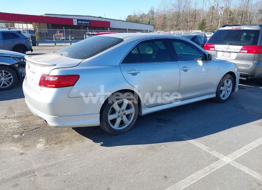 Photo 4 of 2008 Toyota Camry SE (VIN 4T1BE46K58U245418)
