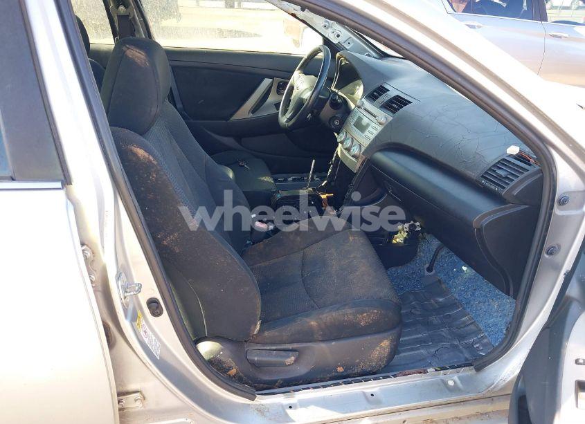 Photo 5 of 2008 Toyota Camry SE (VIN 4T1BE46K58U245418)