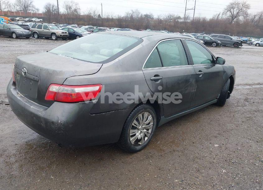 Photo 4 of 2008 Toyota Camry (VIN 4T1BE46K58U732568)