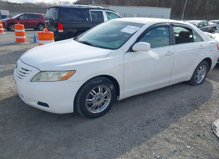 Photo 2 of 2008 Toyota Camry LE (VIN 4T1BE46K58U789255)