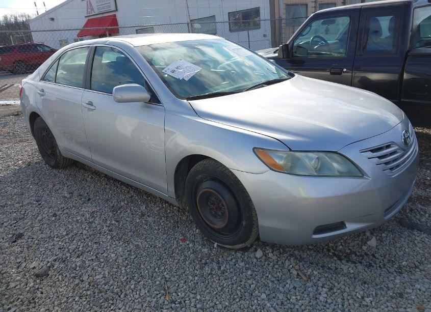 2009 Toyota Camry LE (VIN 4T1BE46K59U264052) main photo
