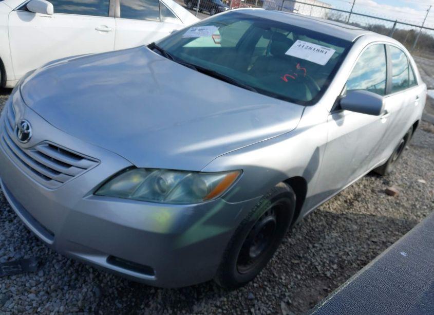 Photo 2 of 2009 Toyota Camry LE (VIN 4T1BE46K59U264052)