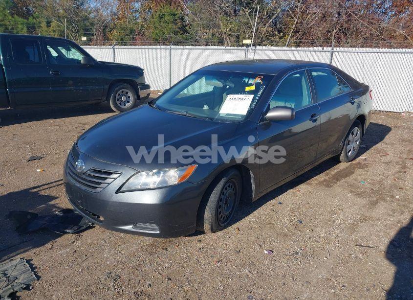 Photo 2 of 2009 Toyota Camry LE (VIN 4T1BE46K59U281918)