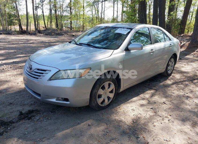 Photo 2 of 2009 Toyota Camry LE (VIN 4T1BE46K59U285838)