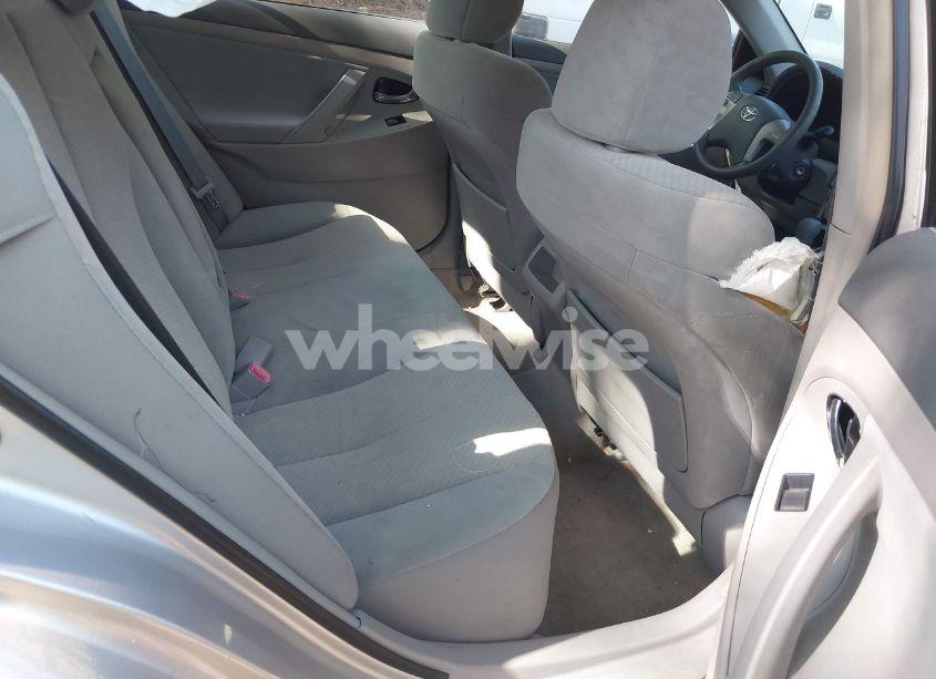 Photo 8 of 2009 Toyota Camry LE (VIN 4T1BE46K59U285838)