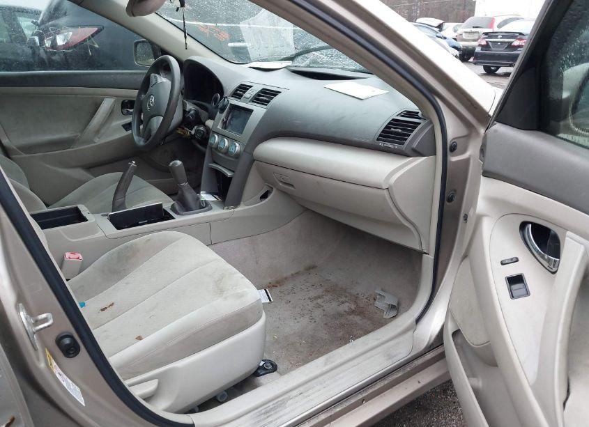 Photo 5 of 2009 Toyota Camry (VIN 4T1BE46K59U296385)