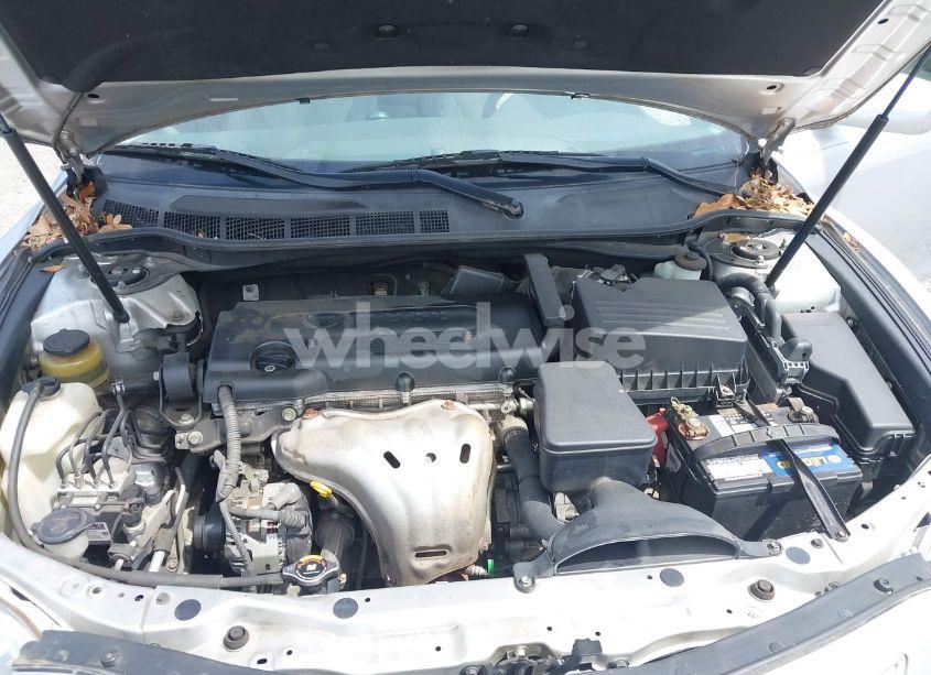 Photo 10 of 2009 Toyota Camry LE (VIN 4T1BE46K59U317073)