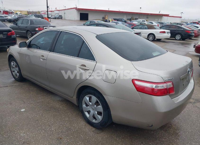 Photo 3 of 2009 Toyota Camry LE (VIN 4T1BE46K59U325271)