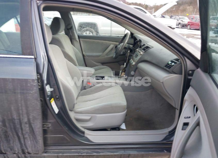 Photo 5 of 2009 Toyota Camry LE (VIN 4T1BE46K59U360960)