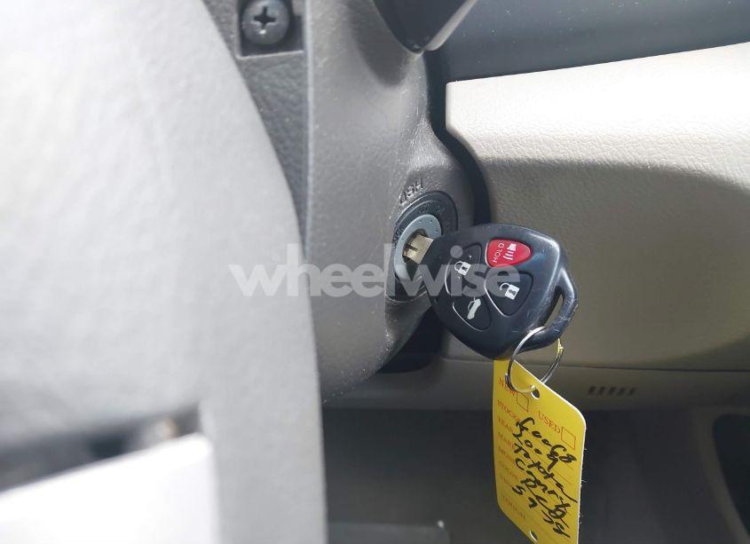 Photo 11 of 2009 Toyota Camry LE (VIN 4T1BE46K59U365978)