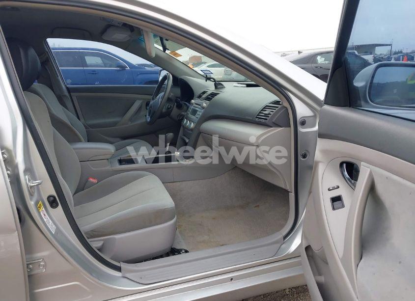 Photo 5 of 2009 Toyota Camry LE (VIN 4T1BE46K59U367228)