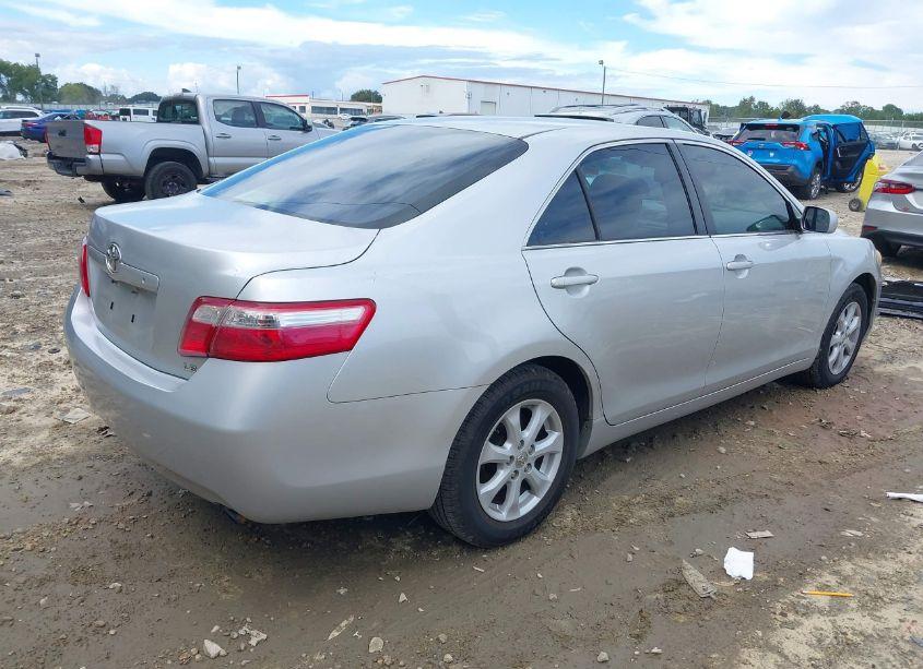Photo 4 of 2009 Toyota Camry LE (VIN 4T1BE46K59U375829)