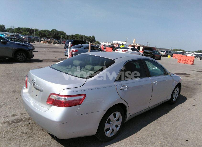 Photo 4 of 2009 Toyota Camry (VIN 4T1BE46K59U393697)